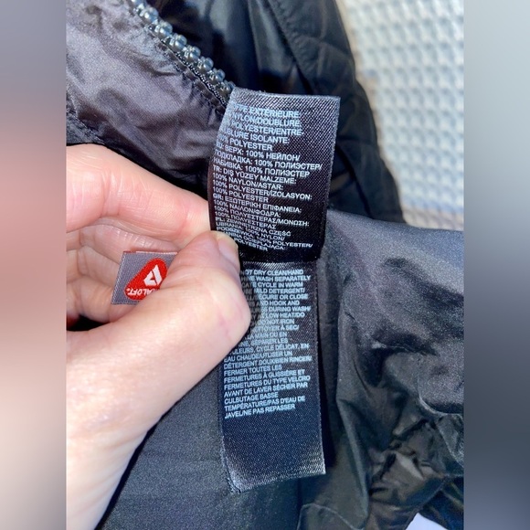 Women’s The North Face primaloft‎ Black quilted lightweight coat Sz small - Picture 11 of 16